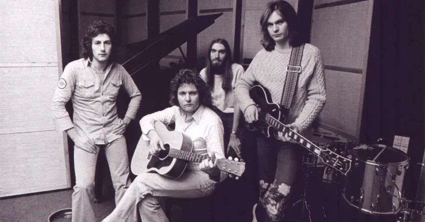 Strawbs + prog rock band